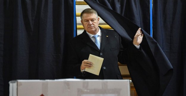 Romanian president is re-elected with two out of three votes