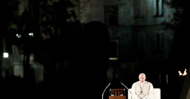 The pope heard about the scenes from the hell of Hiroshima