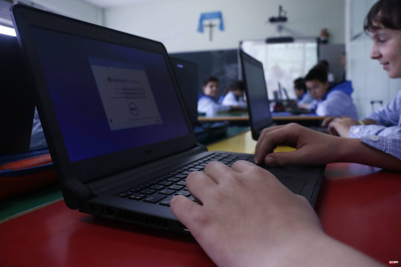 Education will carry out a pilot project to develop a free software digital platform in schools in the Basque Country