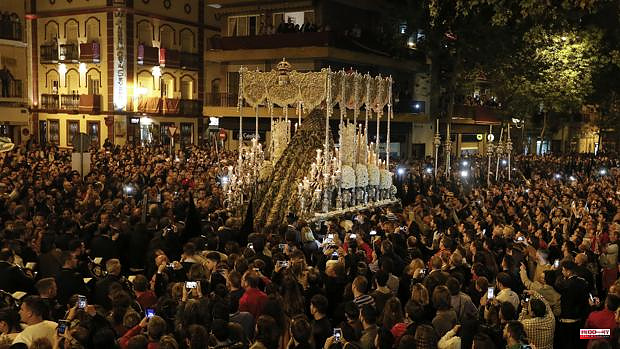 Three arrested for disorders in the Madrugá of Holy Week in Seville