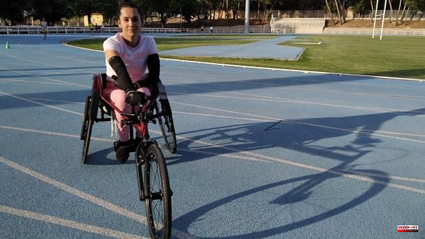 A wheelchair is sought "as God intended" so that Cristina can practice adapted athletics
