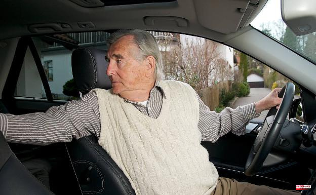 The DGT and the debate on the new measures that may affect people over 65 to drive