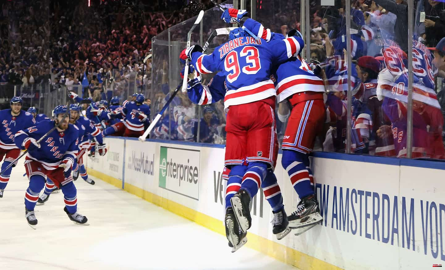 Rangers win final game in overtime