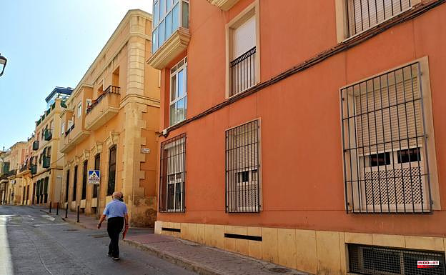 A mother and her son die in a possible case of domestic violence in Almería