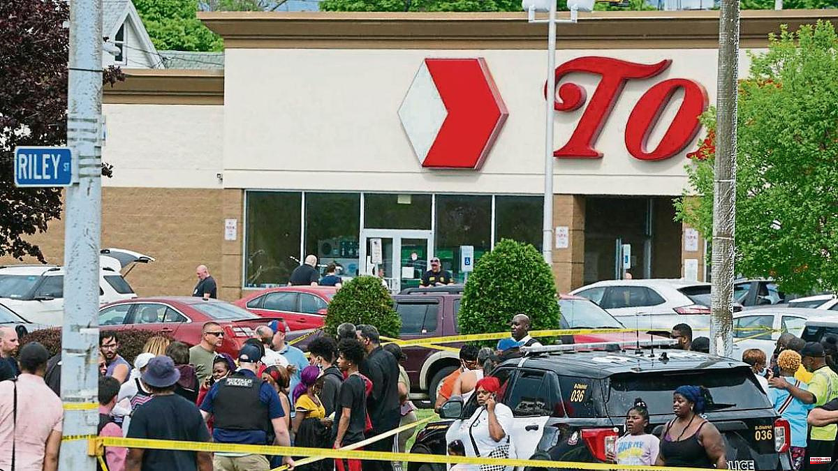 A white supremacist kills 10 people in a Buffalo store