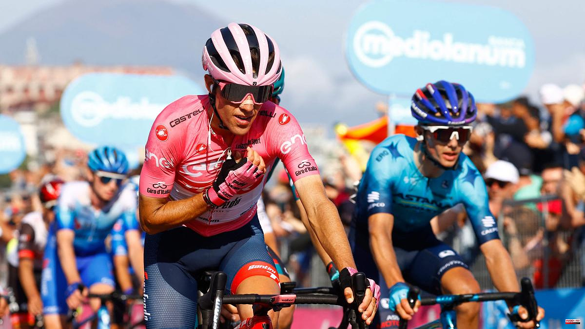 Juanpe López sweats pink ink to keep the jersey
