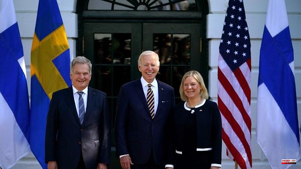 Biden supports accession of Sweden and Finland to NATO "as quickly as possible"