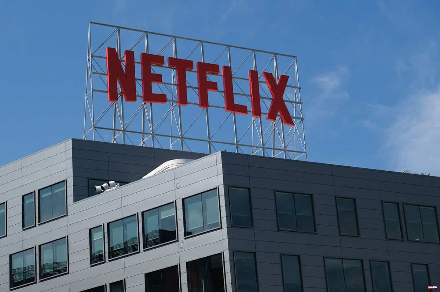 Netflix lays off to cope with slowing growth