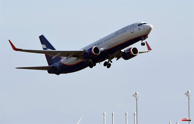 UK imposes sanctions against three Russian airlines