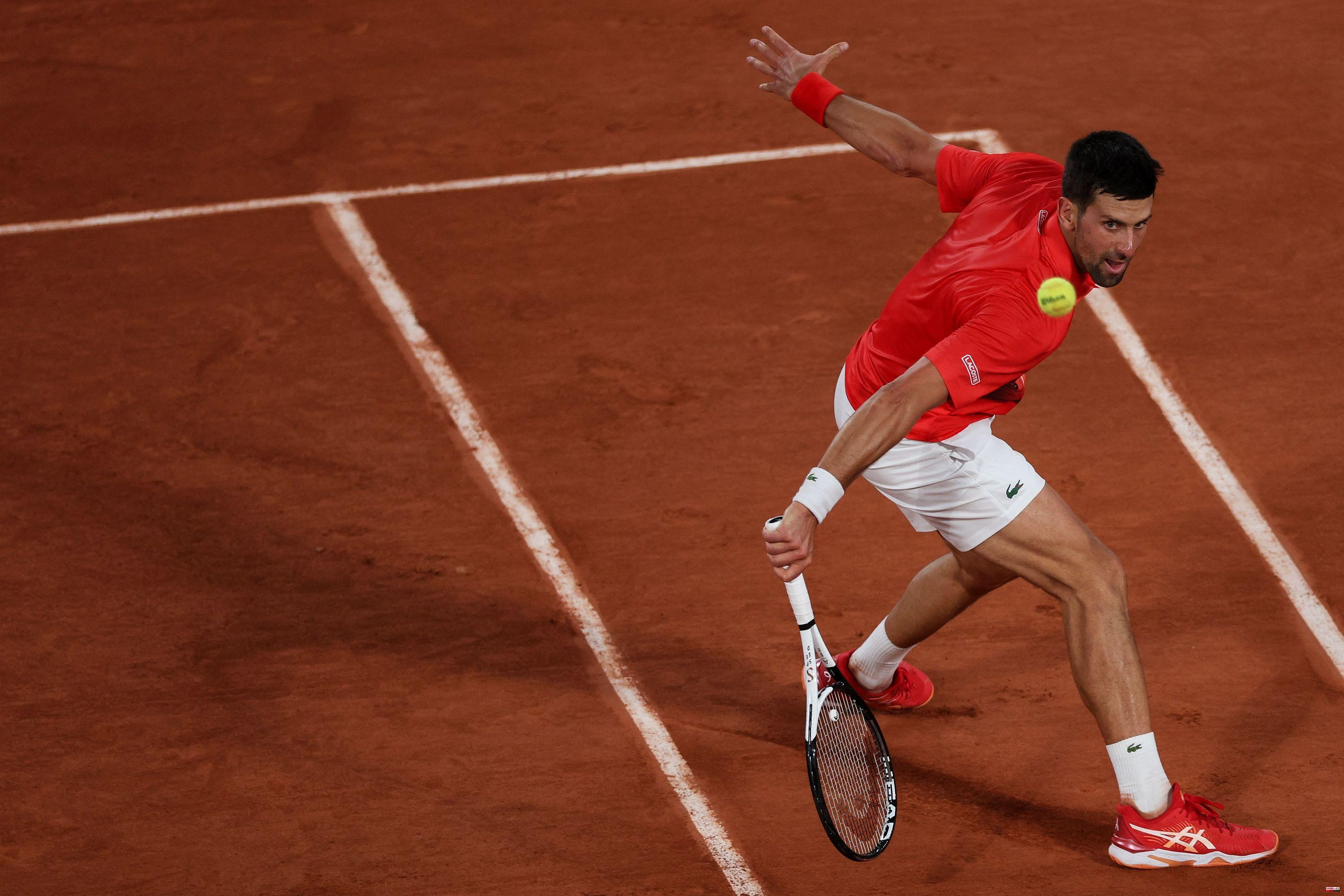 Tennis: Djokovic says he "intends" to participate in Wimbledon