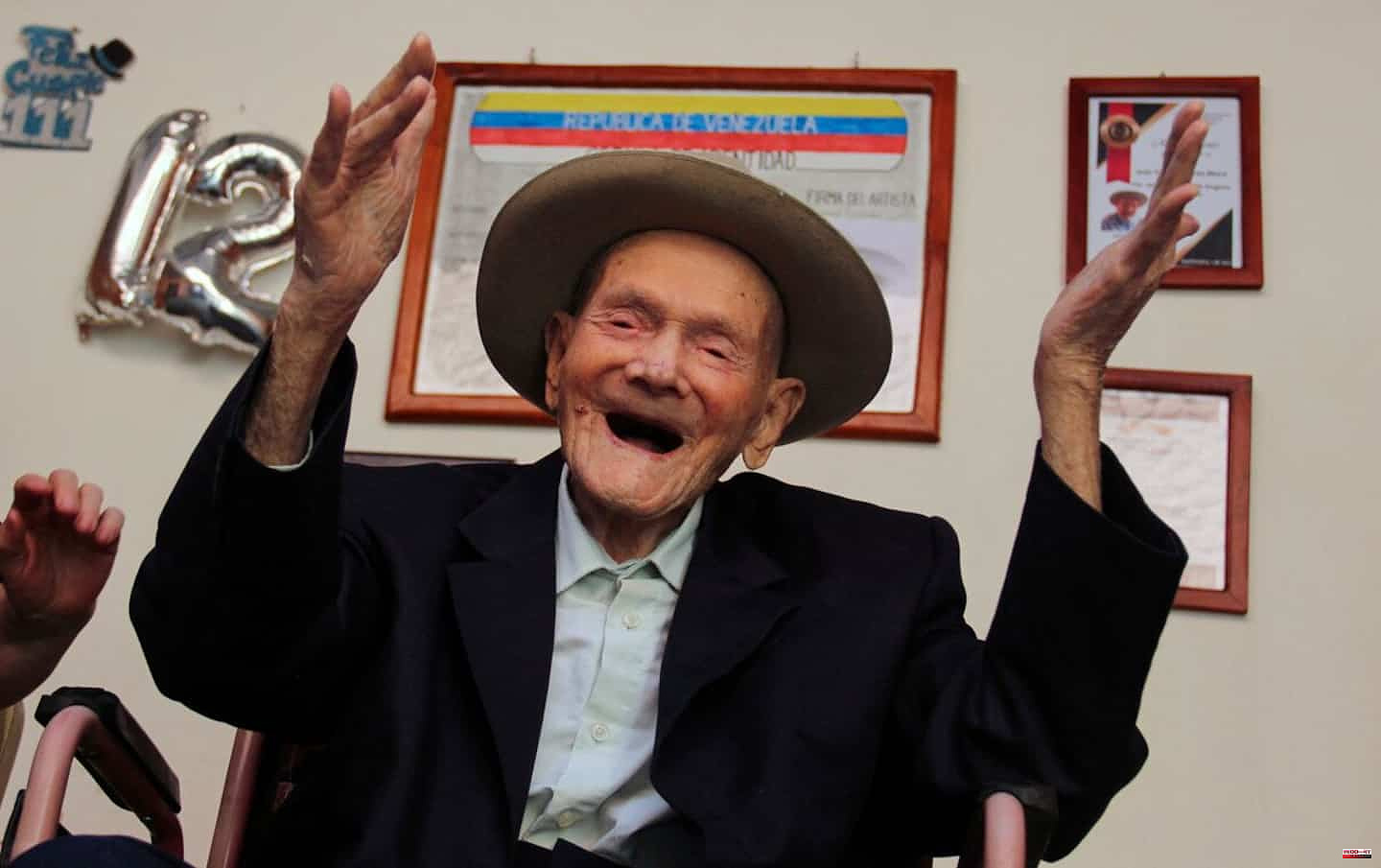 At 112, a Venezuelan becomes the oldest man in the world