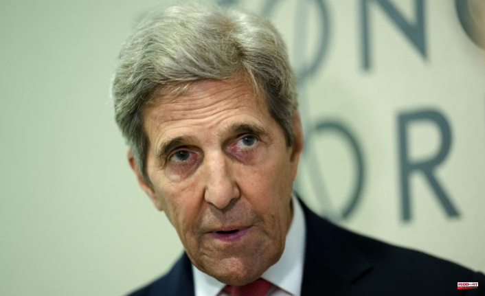 Kerry mentions at Davos the progress made on China-US climate group