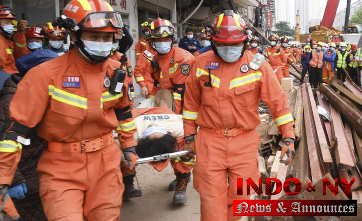 Two people were rescued by rescuers 50 hours after the collapse of China's building.