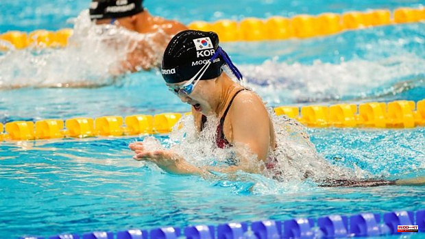 Sua Moon, a 13-year-old girl in the semifinals of the World Swimming Championships