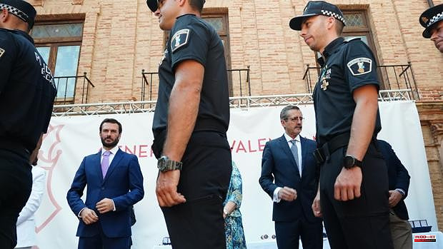 The Generalitat awards 416 local police officers from Valencia and Castellón for their outstanding work