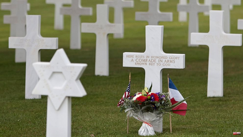 Honoring World War II veterans a day before D-Day anniversary
