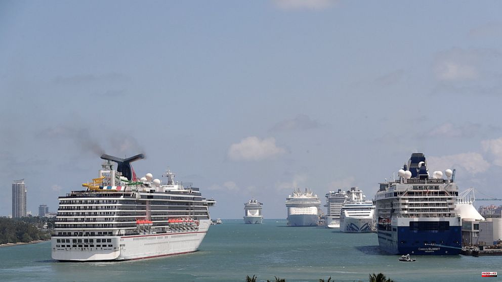 Despite vows, cruise liners attempt to change climate rules.
