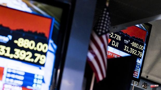 Disaster in the New York stock market, which enters a bear market