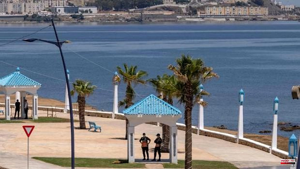 Spain and Morocco begin to study the geographical enclave of the new Ceuta customs