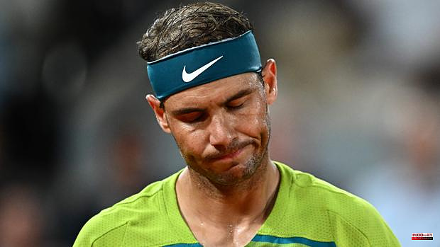 What is the injury that Rafa Nadal has that causes him constant pain?
