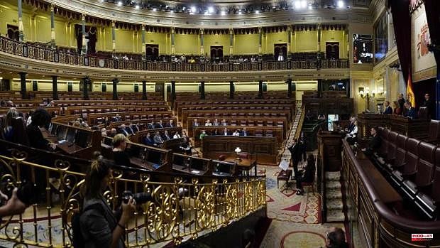 An almost deserted Congress, an image of the breakdown of political unity against ETA