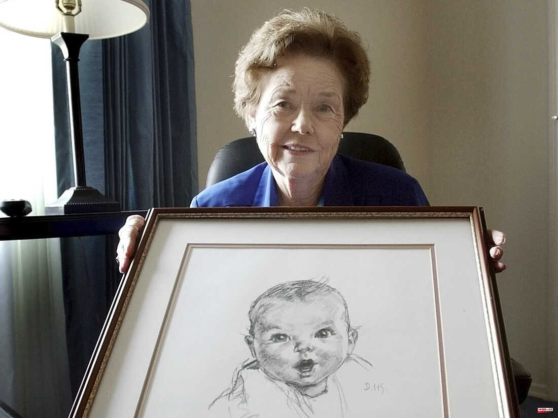 Ann Turner Cook, the Gerber original baby, is dead at 95
