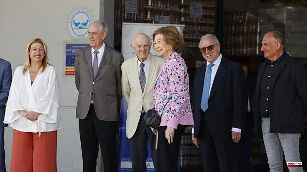 Queen Sofía supports the Soria Food Bank on its tenth anniversary
