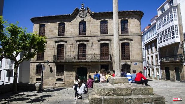 The central government will not claim the Casa Cornide from the Franco family