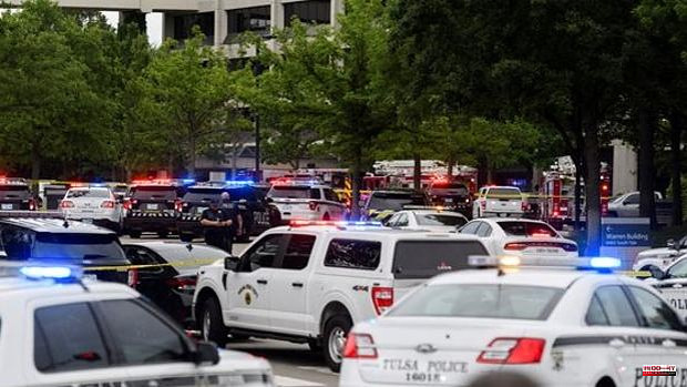 A new shooting in the US leaves four dead in a Tusla hospital