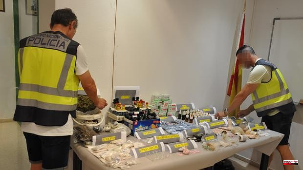 Arrested for selling thirteen types of drugs in the back of his 'vending' premises in Valencia