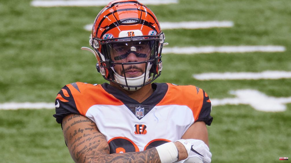 Joe Burrow cheers for the Bengals to offer Jessie Bates long-term deals
