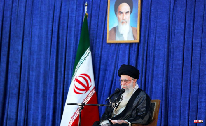 Supreme Leader admits Iran stole Greek oil tankers