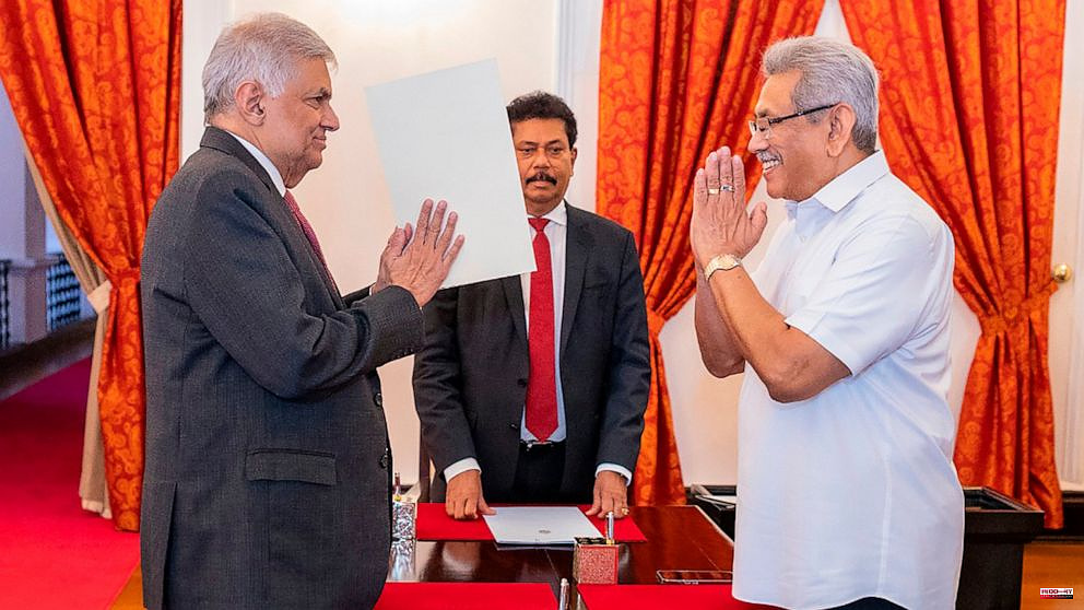 President and PM: Two men are at the heart of Sri Lanka's crisis
