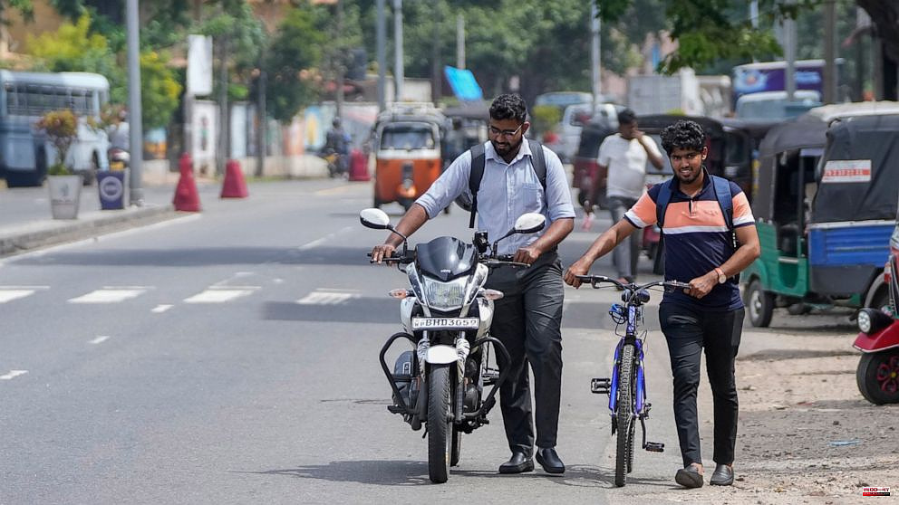 To curb inflation, Sri Lanka's central Bank raises key rates