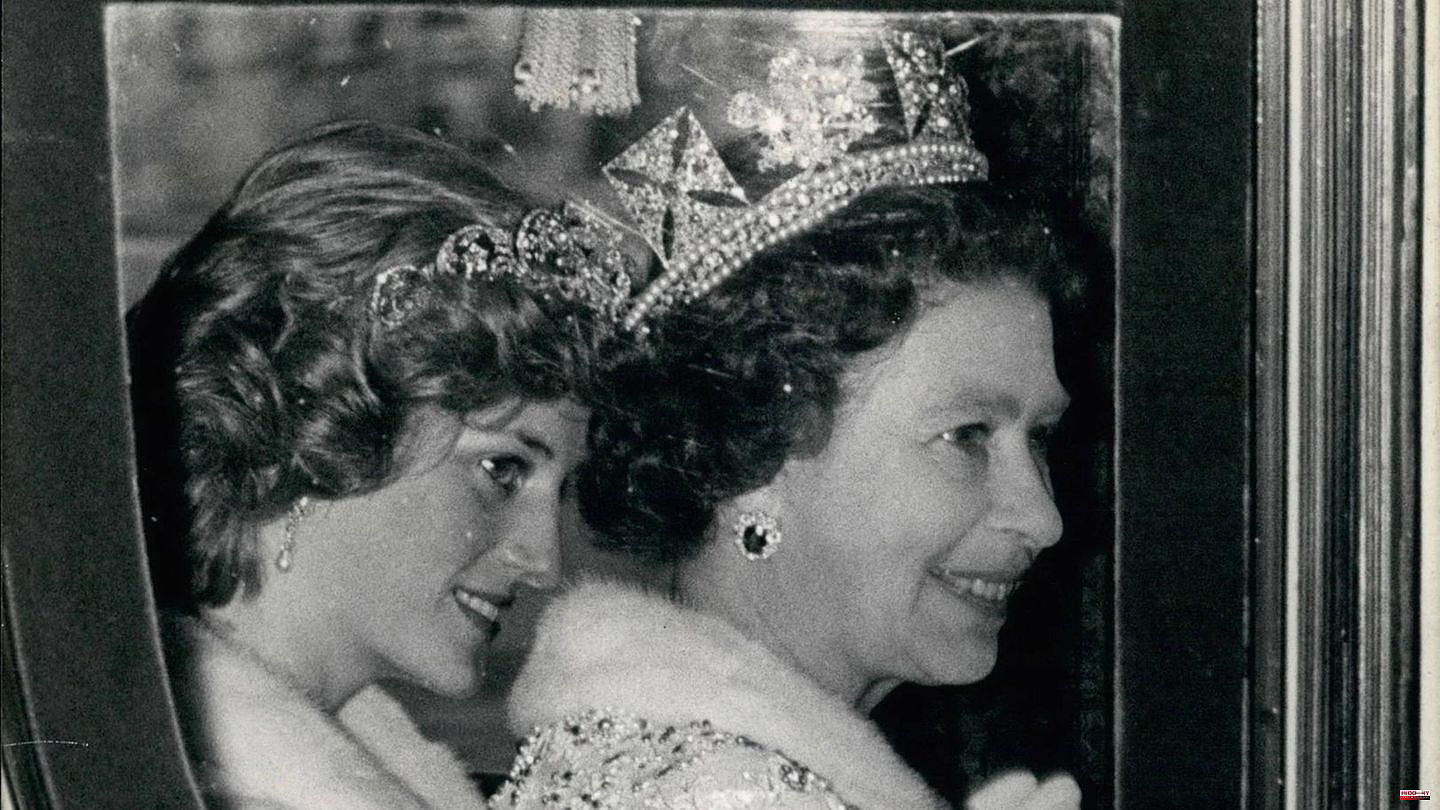 25 years ago: The Queen and Diana's death: How the modern Royal House of Windsor grew out of a PR catastrophe