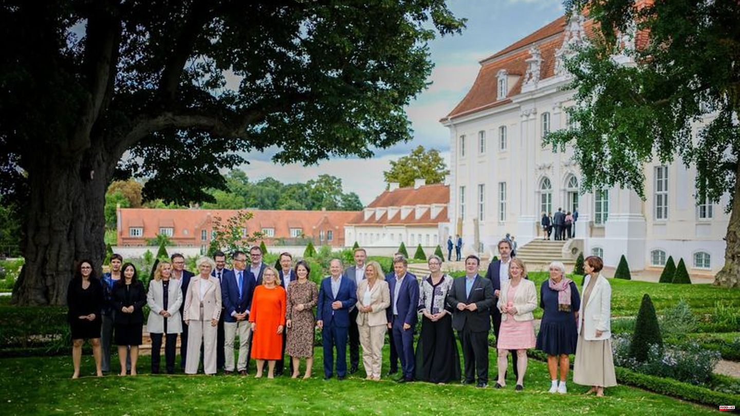 Schloss Meseberg: Government ends closed conference with new digital strategy