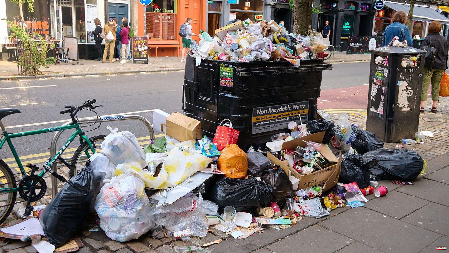 Garbage collectors demand higher wages: strike: Scottish cities are drowning in waste