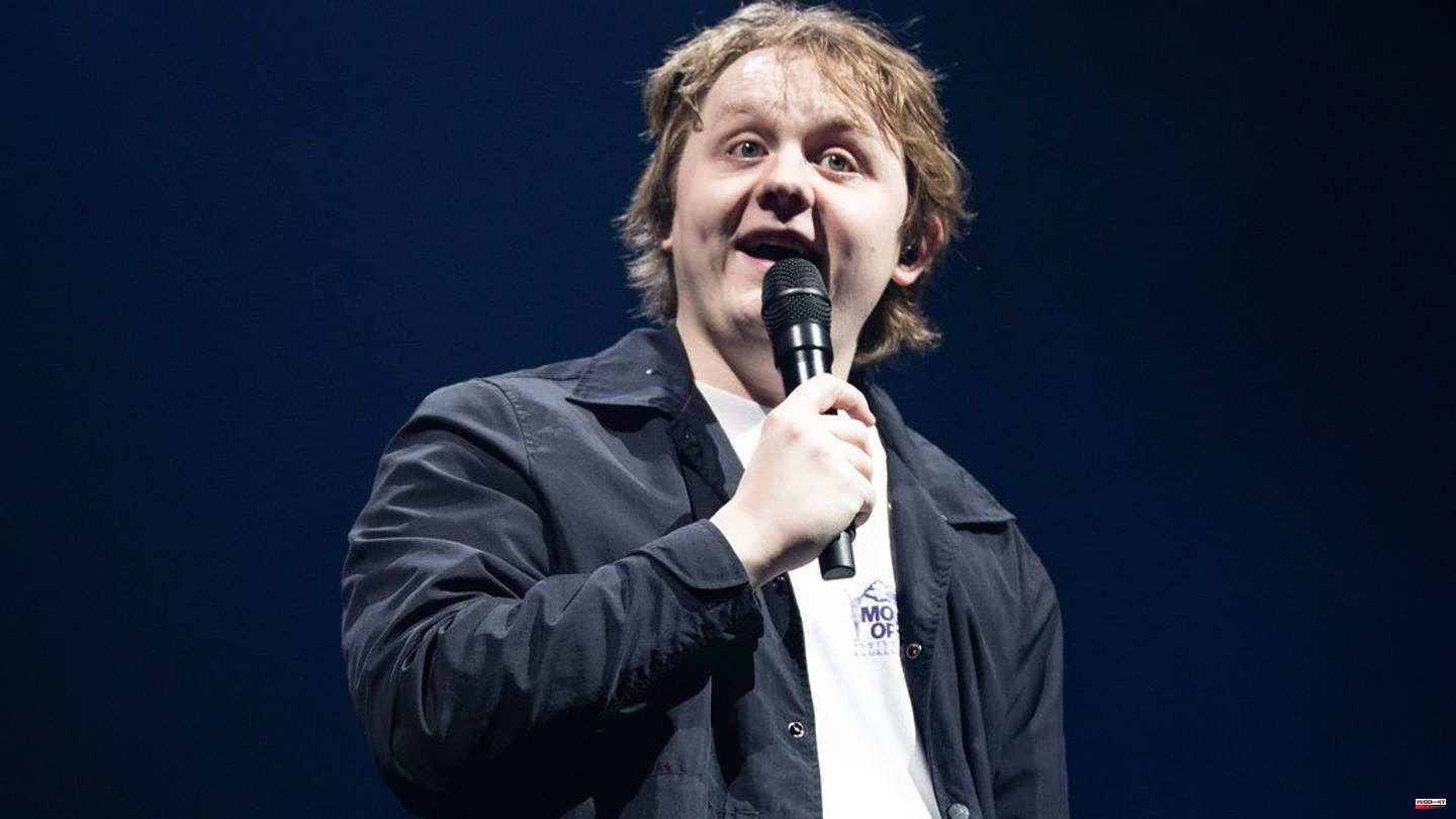 Lewis Capaldi: Singer suffers from Tourette's syndrome