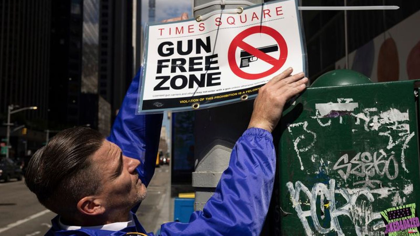 New York: Carrying firearms in Times Square again banned