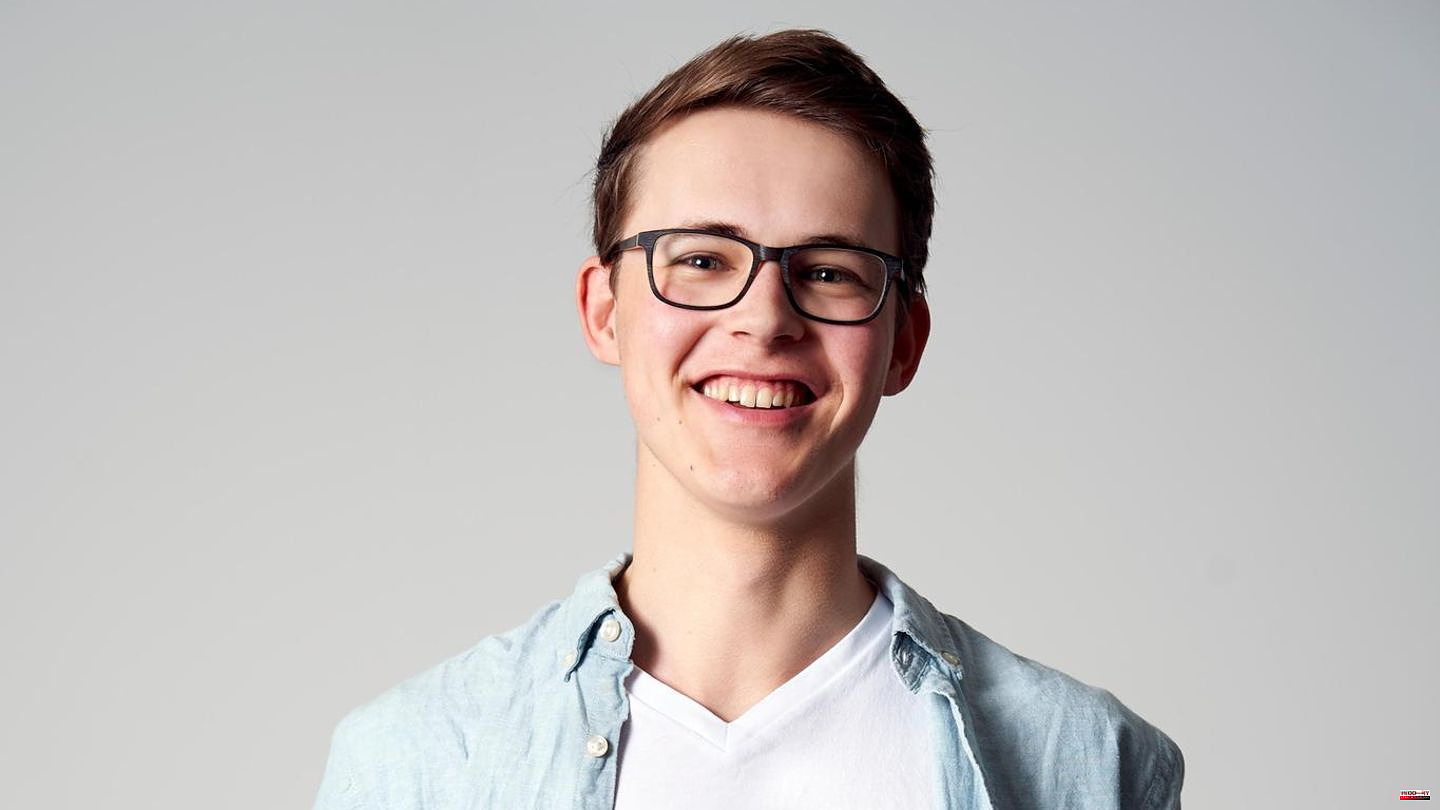Brilliant idea: winner of "Jugend forscht": He found enzymes that detoxify water and milk