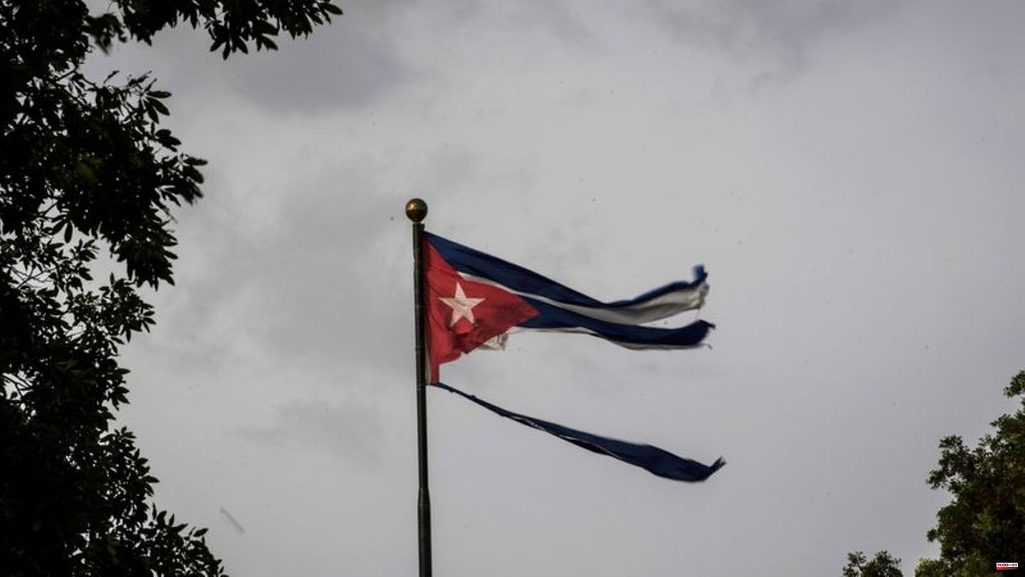 Storm: Massive power outage in Cuba enters third day