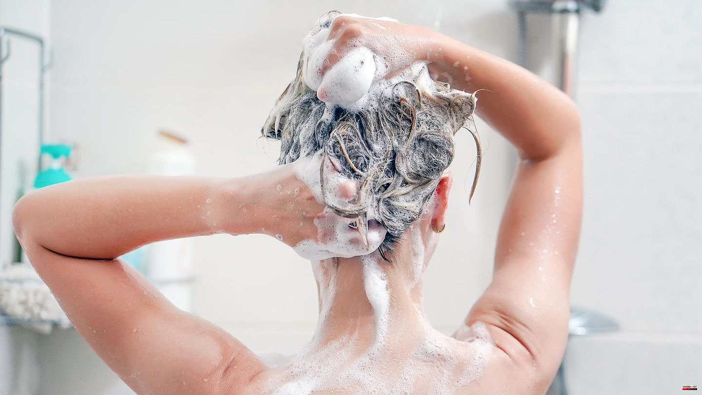 Healthy Hair: Why Tea Tree Oil Shampoo Soothes Irritated Scalp, Dandruff and Oily Hair