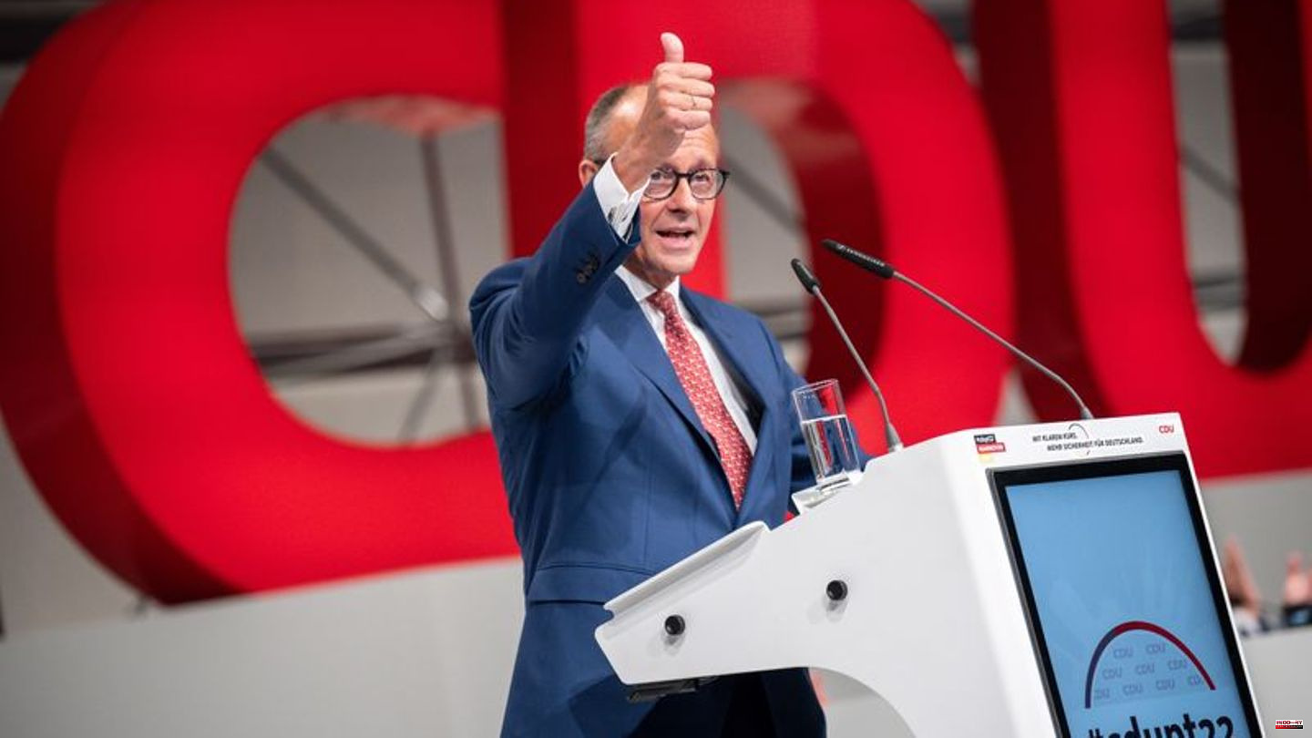 CDU party conference in Hanover: Merz: "One of the weakest federal governments of all time"