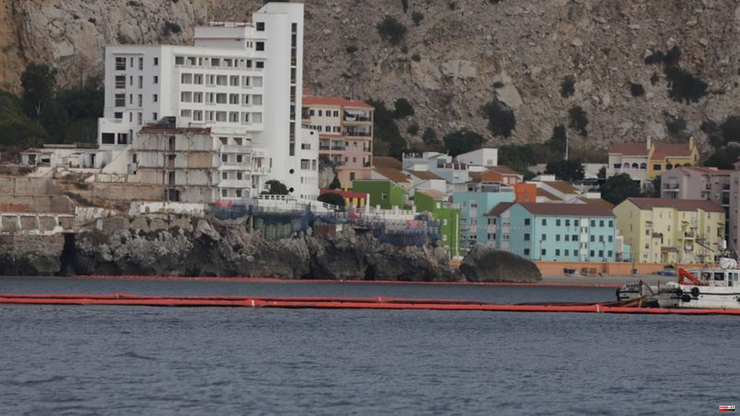 Pollution: Oil pumping remains the biggest concern after the accident off Gibraltar