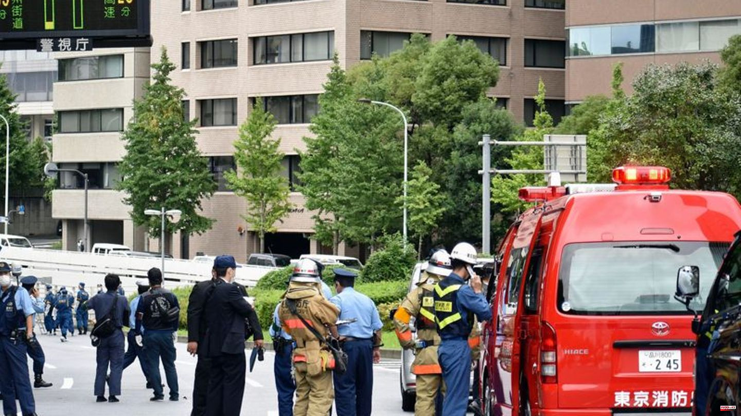 In protest: man sets fire to himself at state ceremony for Japan's former prime minister