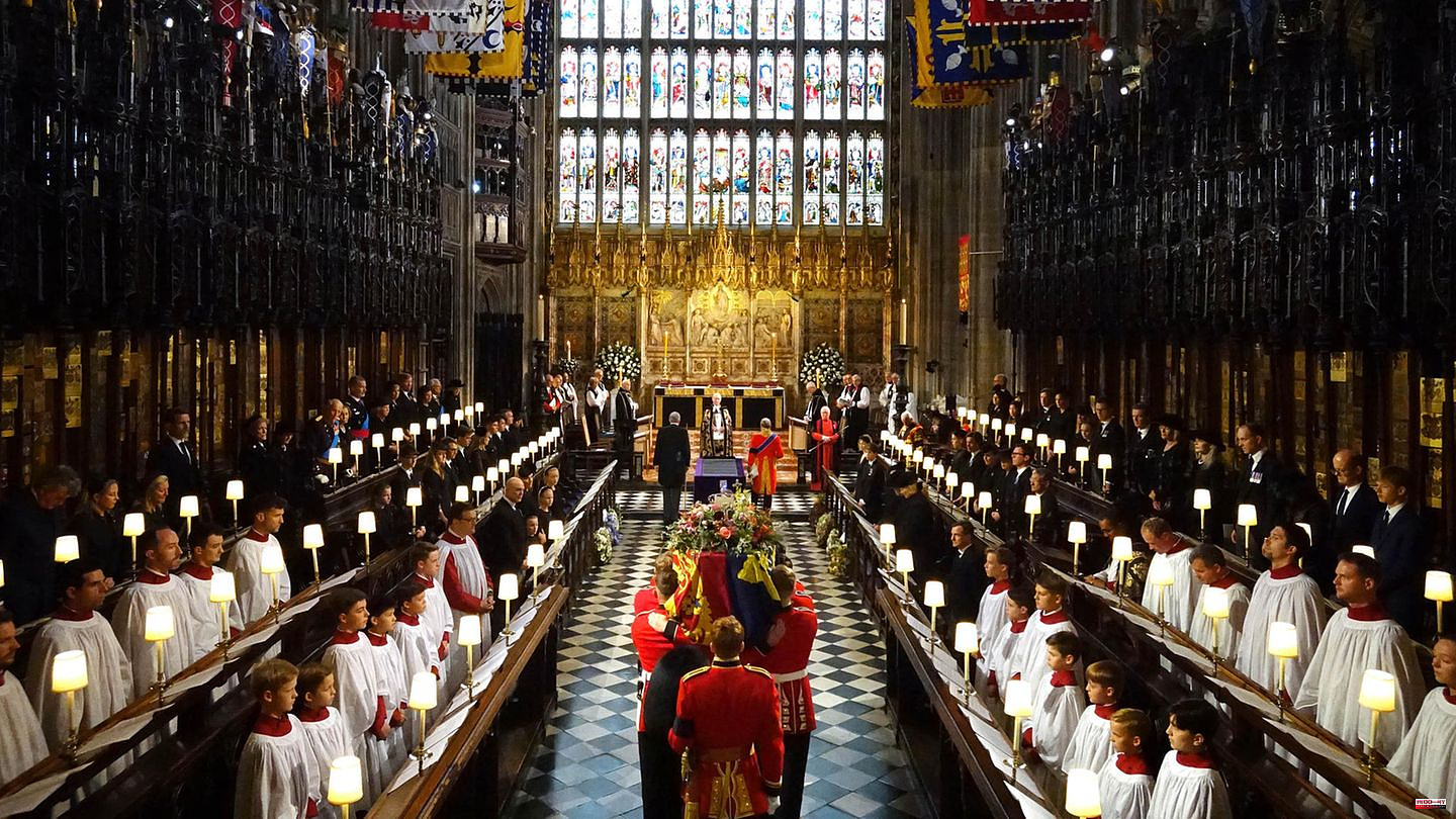 Royal Ban: Queen Elizabeth II: Funeral Moments You'll Never See Again