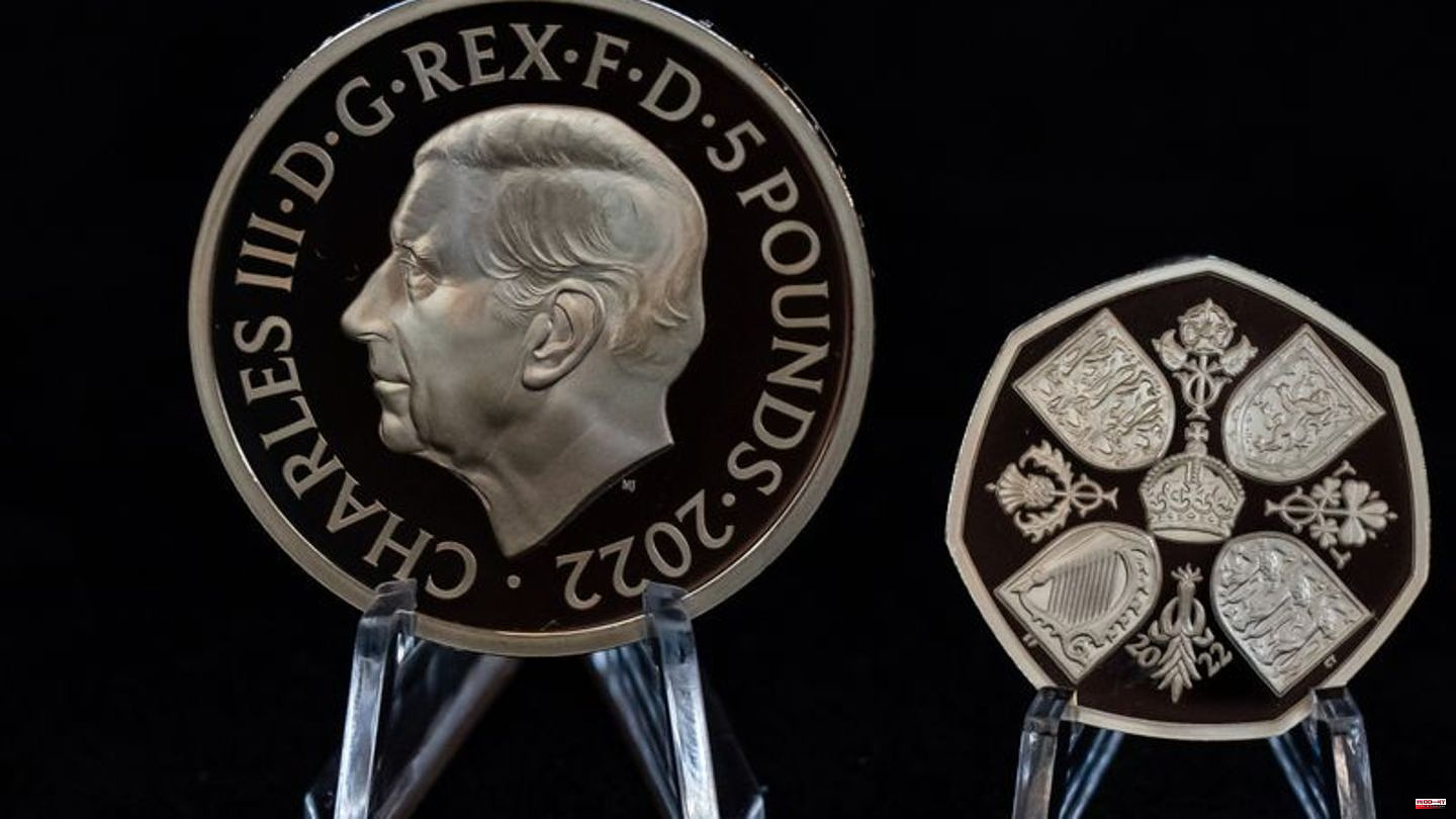New monarch: First coins with a portrait of King Charles III. presented