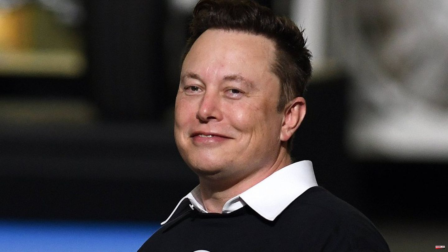 "Tolkien turns in his grave": Elon Musk criticizes "Lord of the Rings" series