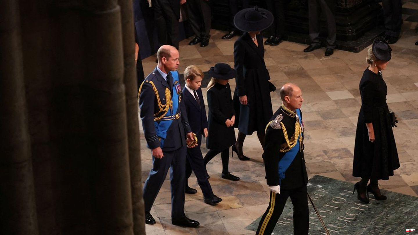 Princess Charlotte and Prince George: They walk behind the coffin with their parents
