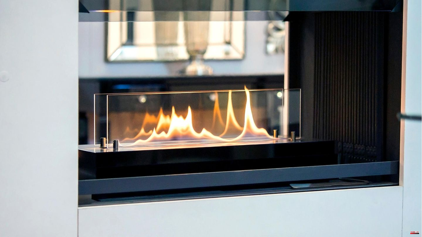 Fire in the glass: The fireplace for everyone: This is how space-saving table fireplaces create an atmospheric atmosphere